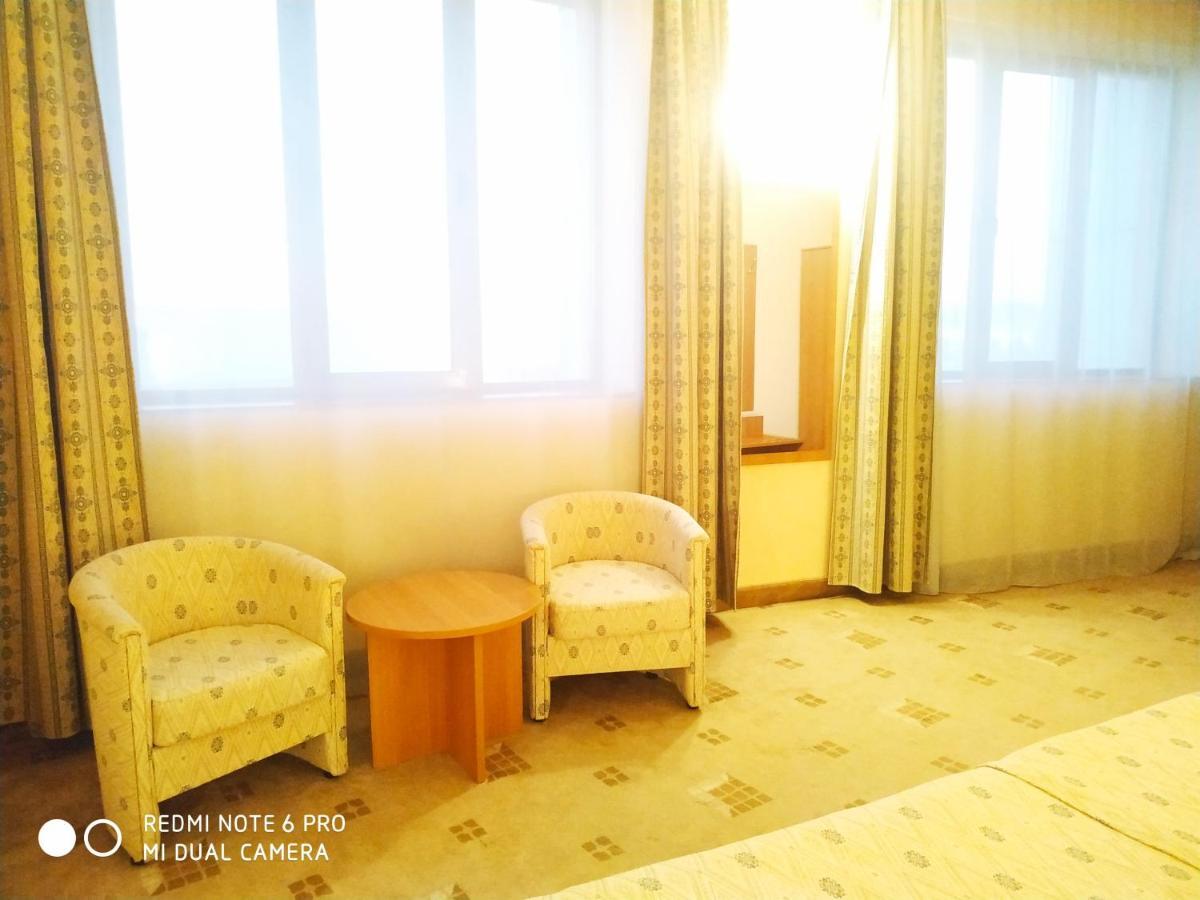 Expo Hotel Ташкент Екстериор снимка